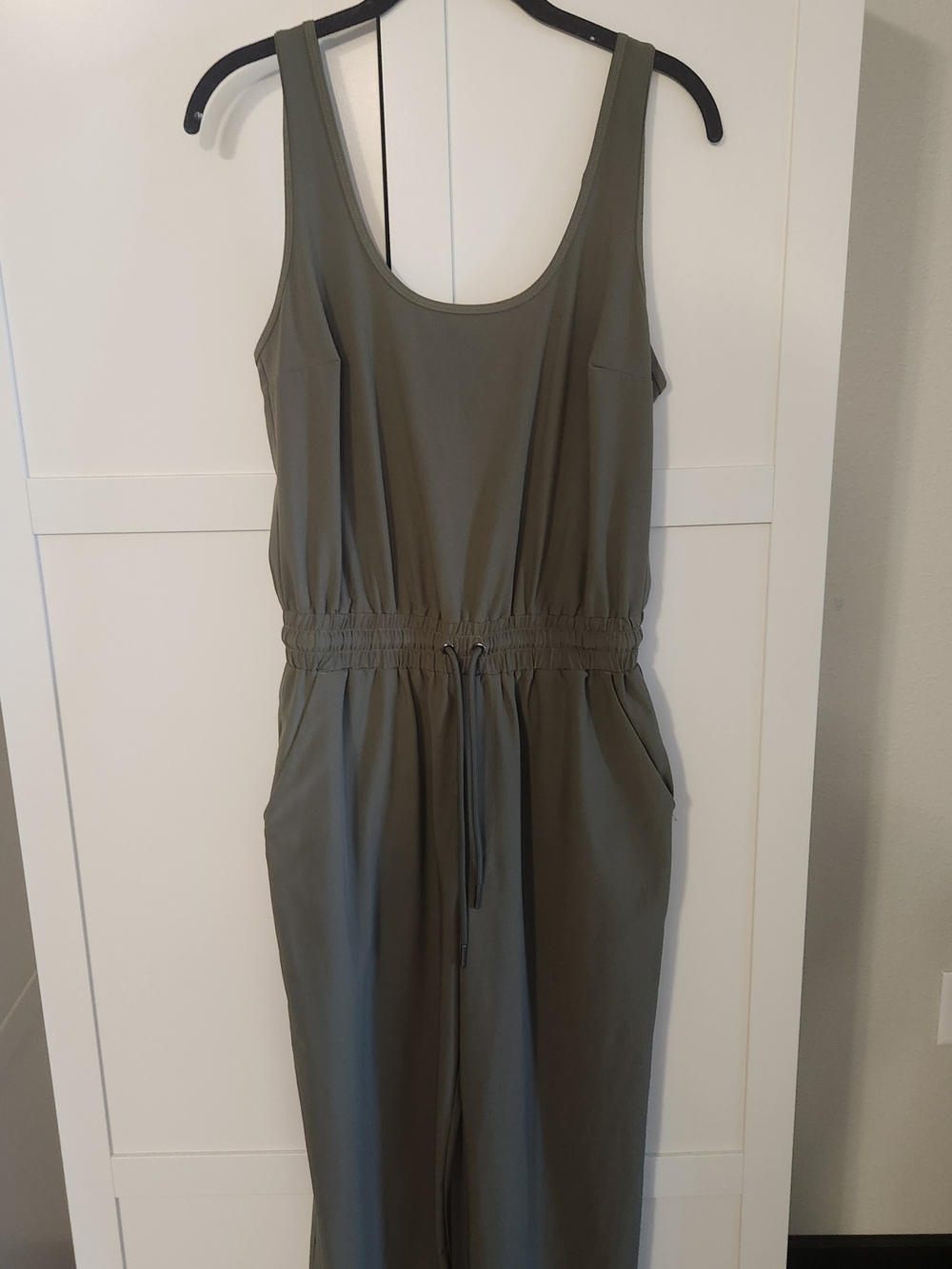 Abercrombie & Fitch Olive Green Sleeveless Jumpsuit
